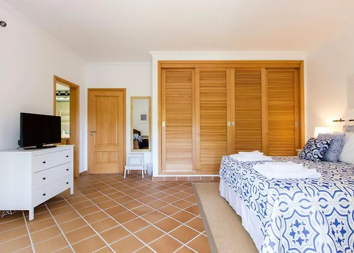 Casa Magnólia * Amoreira (Leiria)